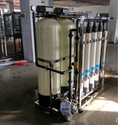 A planta de tratamento da água do Ultrafiltration do restaurante remove a cor