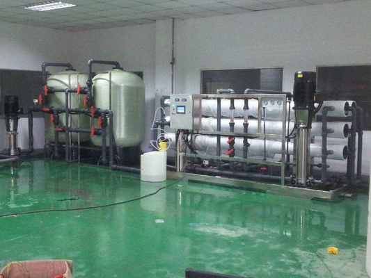 A planta de tratamento da água do Ultrafiltration do restaurante remove a cor