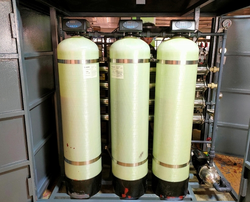Sistema pequeno da osmose reversa da planta de tratamento da água com tampa