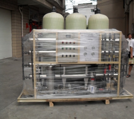 Sistema de aço inoxidável/de FRP 2500L/H RO da osmose reversa para molhar do jardim