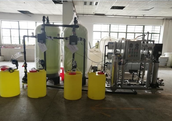 Unidade da osmose reversa do tratamento da água com uma capacidade de 1.4m3/H