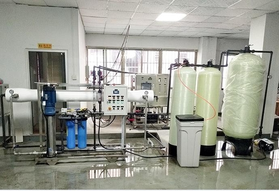 Unidade do tratamento da água da osmose reversa com uma capacidade de 30M3/H