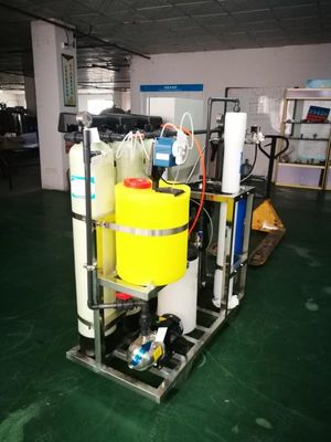 Sistemas dos filtros de água, máquina do tratamento de água potável da planta da purificação de água da pequena escala