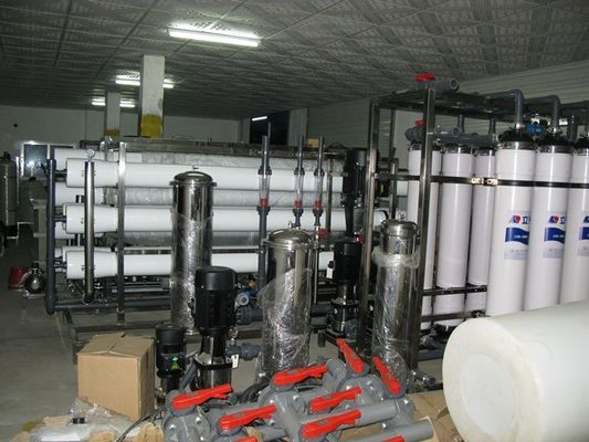 planta do purificador da água do RO 415V para o uso comercial 60HZ 4000LPH