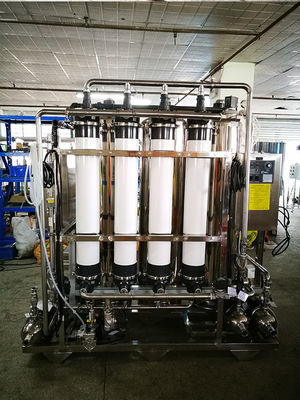 planta do purificador da água do RO 415V para o uso comercial 60HZ 4000LPH