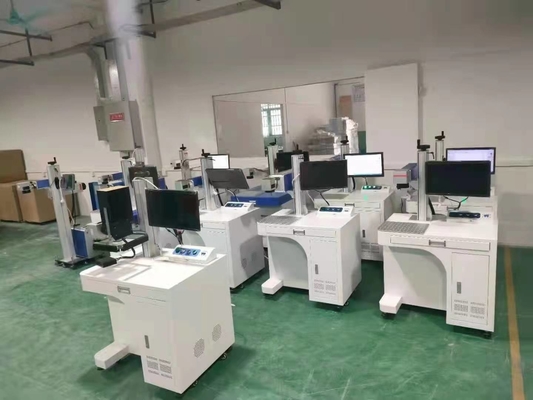 máquina de gravura do laser da cor de 30W RAYCUS IPG MOPA para o metal