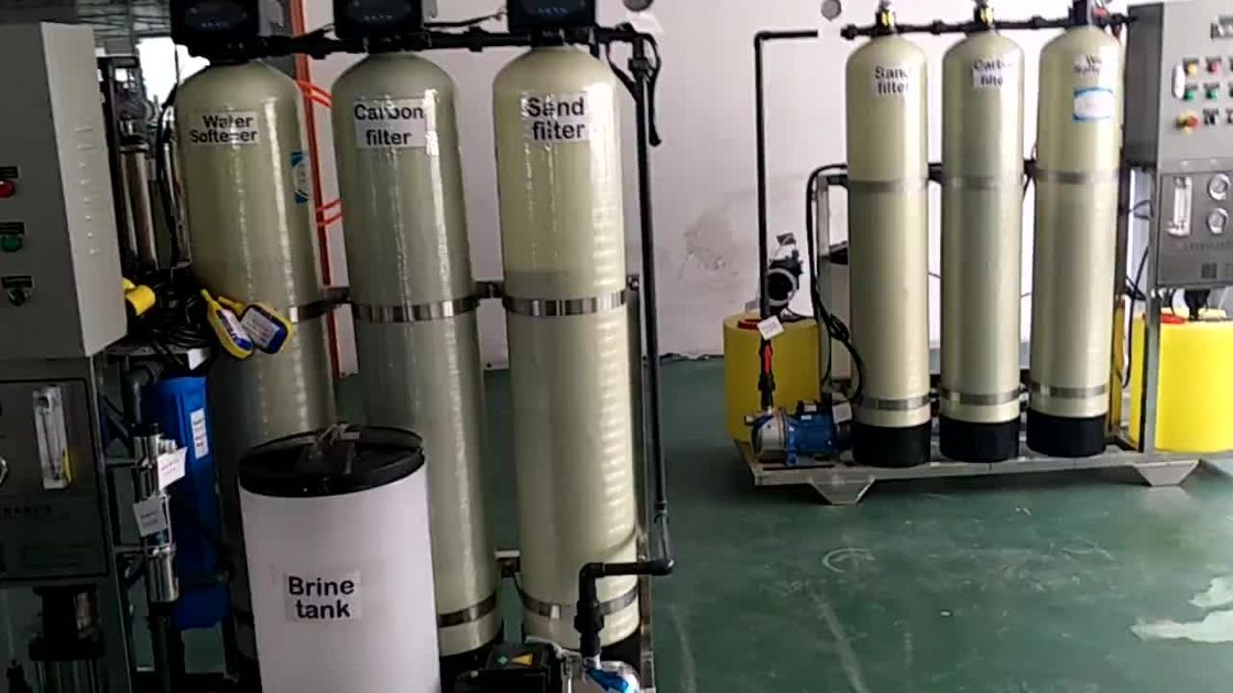 Sistemas dos filtros de água, máquina do tratamento de água potável da planta da purificação de água da pequena escala